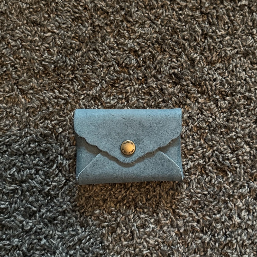 PLG Mini Daisy Wallet-Light Blue